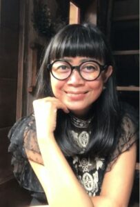 Picture of Lisa Mandira